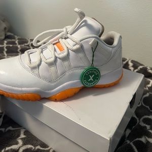 Air Jordan 11 Retro Lows Citrus’